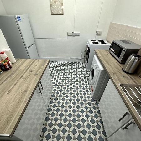 Spectacular 2 Bedroom On Tower Bridge London Exterior foto